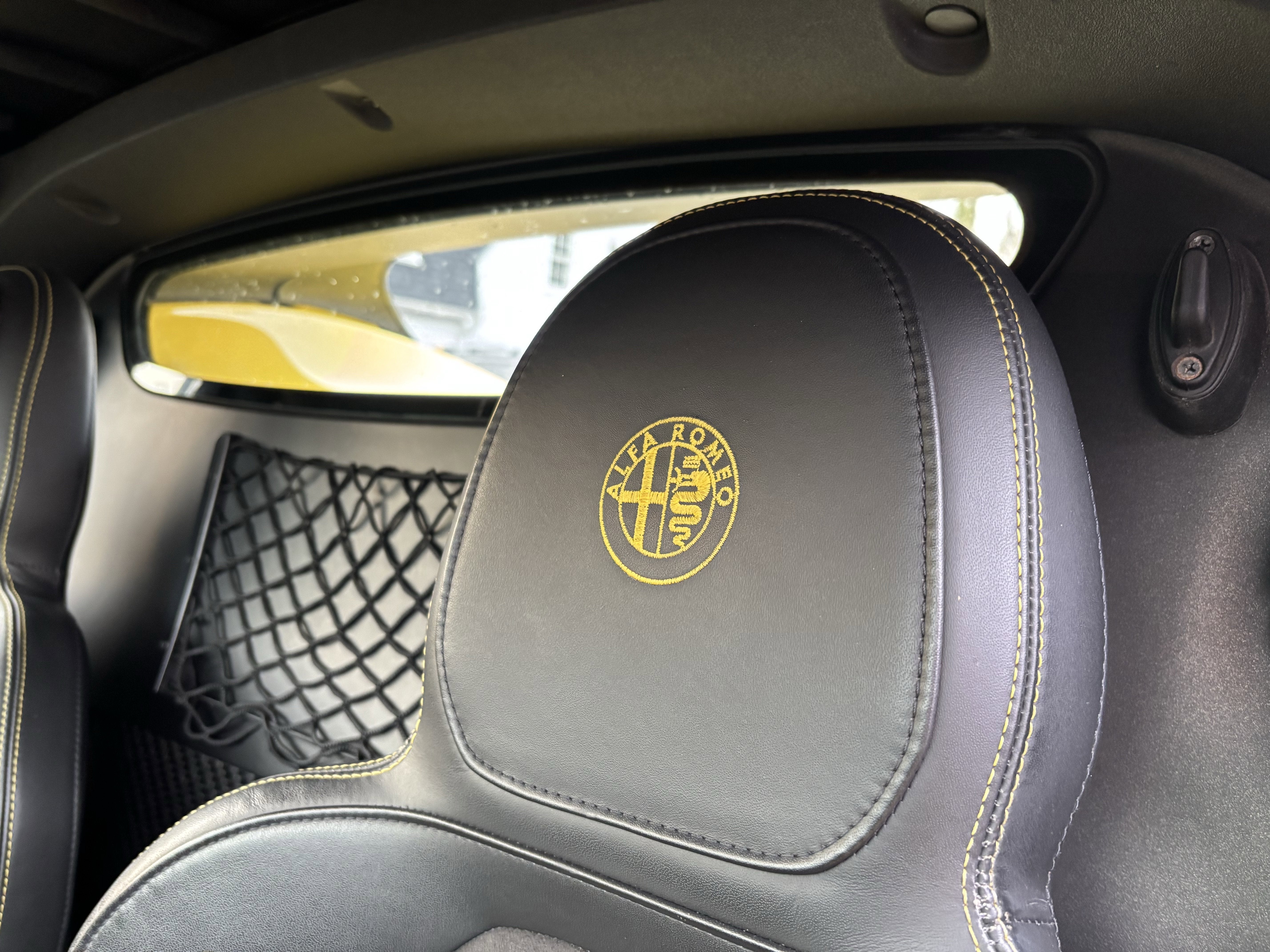 2016 Alfa Romeo 4C Base