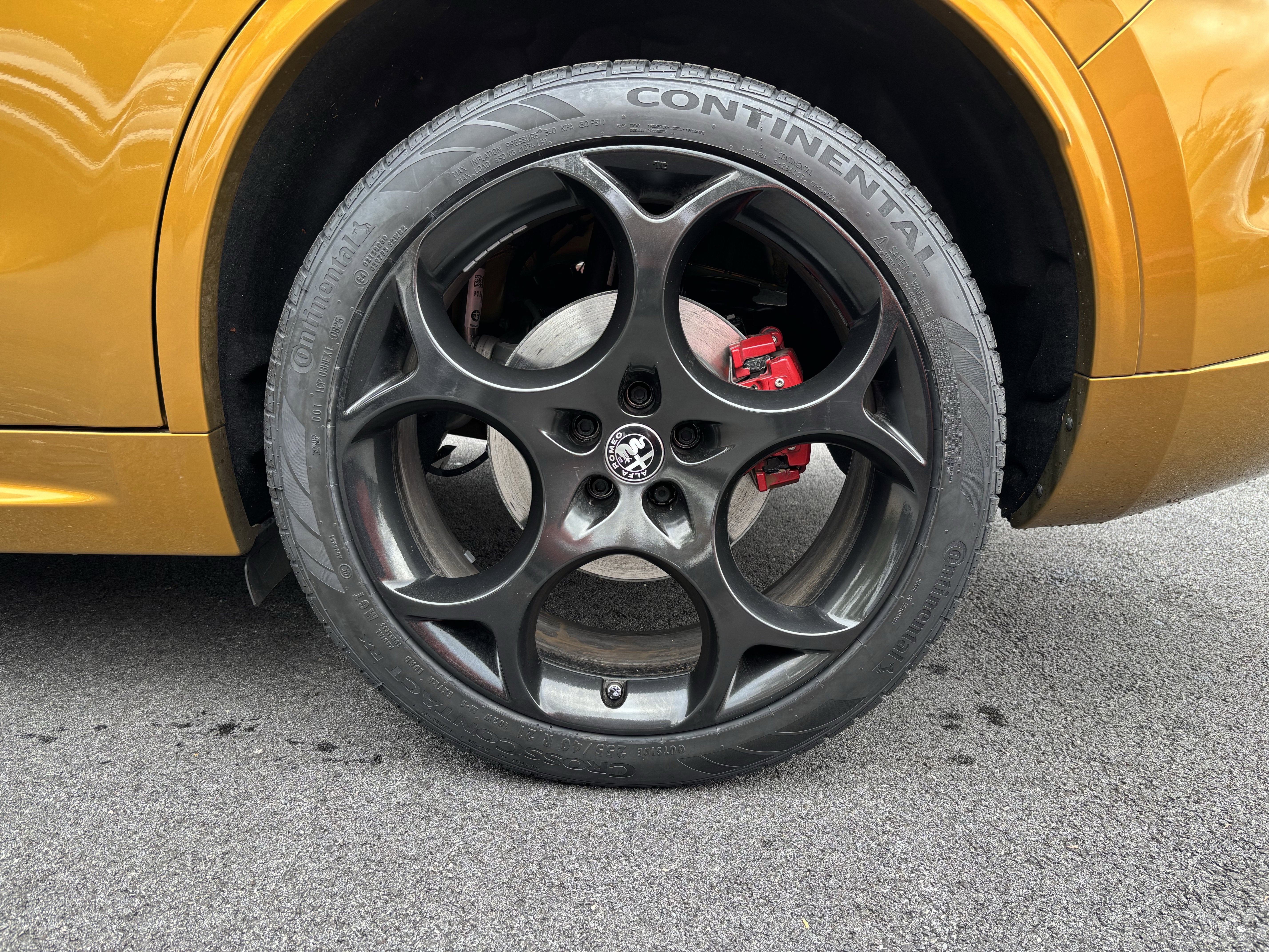 2022 Alfa Romeo Stelvio Veloce