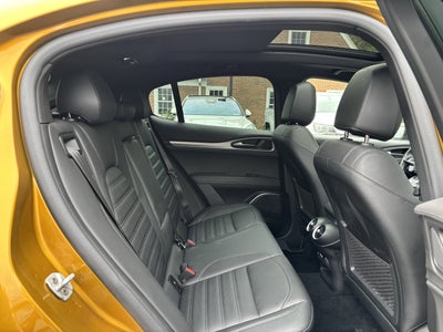 2022 Alfa Romeo Stelvio Veloce