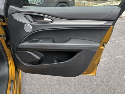 2022 Alfa Romeo Stelvio Veloce