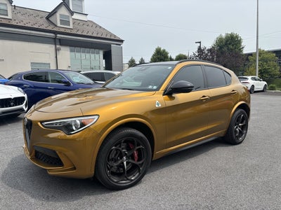2022 Alfa Romeo Stelvio Quadrifoglio
