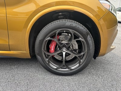 2022 Alfa Romeo Stelvio Quadrifoglio