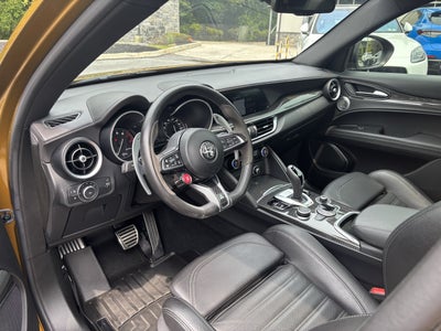 2022 Alfa Romeo Stelvio Quadrifoglio