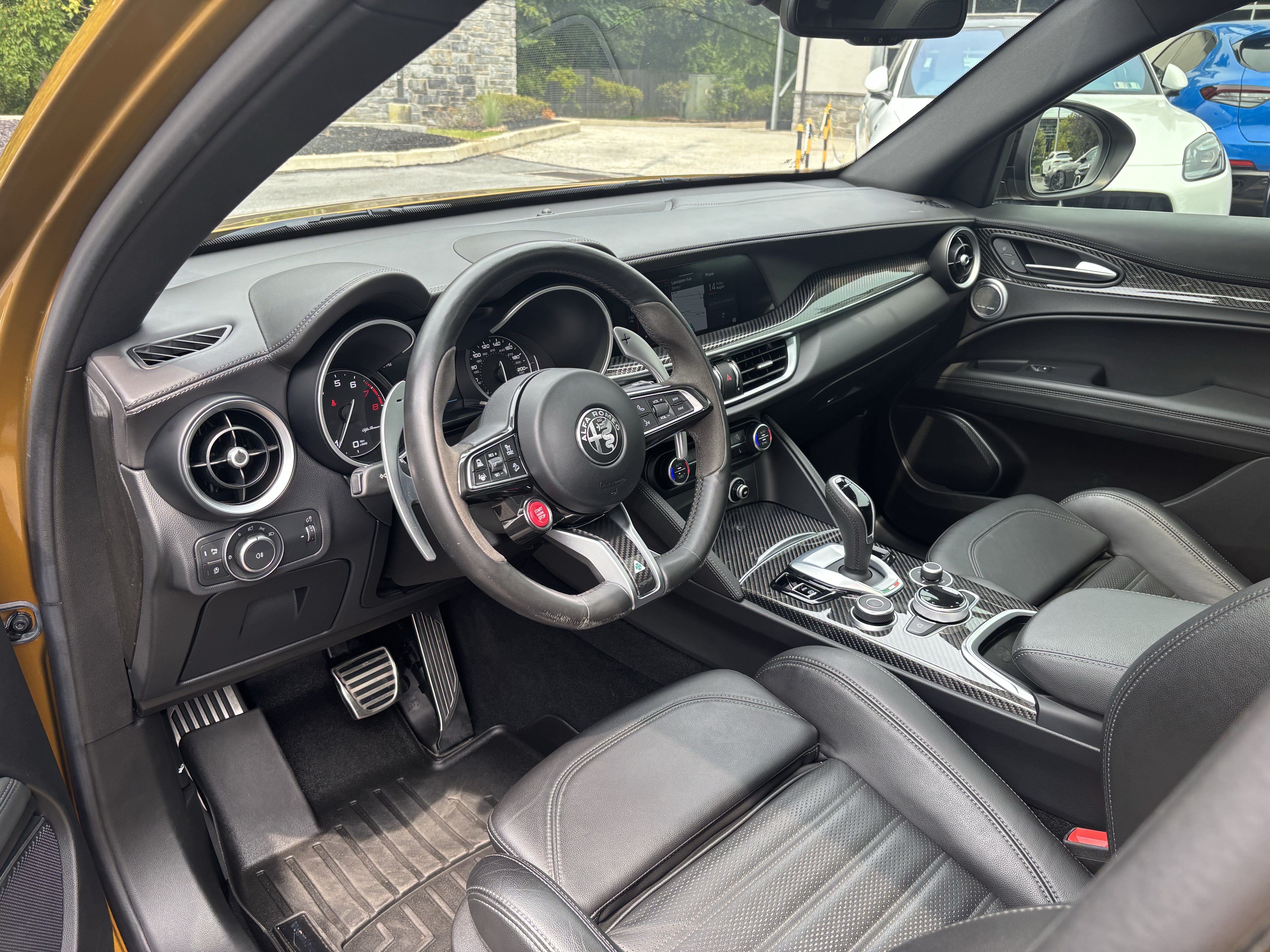 2022 Alfa Romeo Stelvio Quadrifoglio