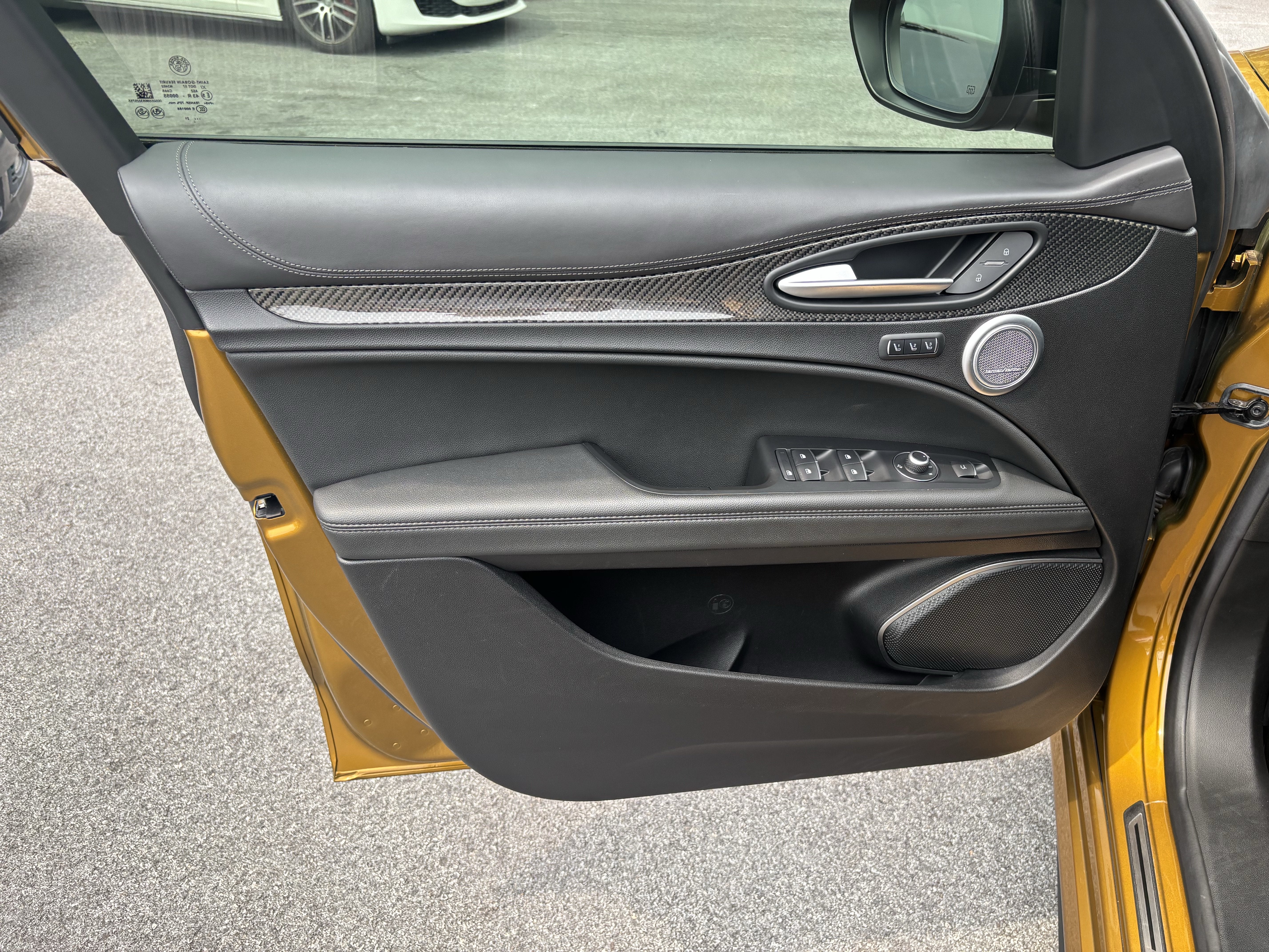 2022 Alfa Romeo Stelvio Quadrifoglio