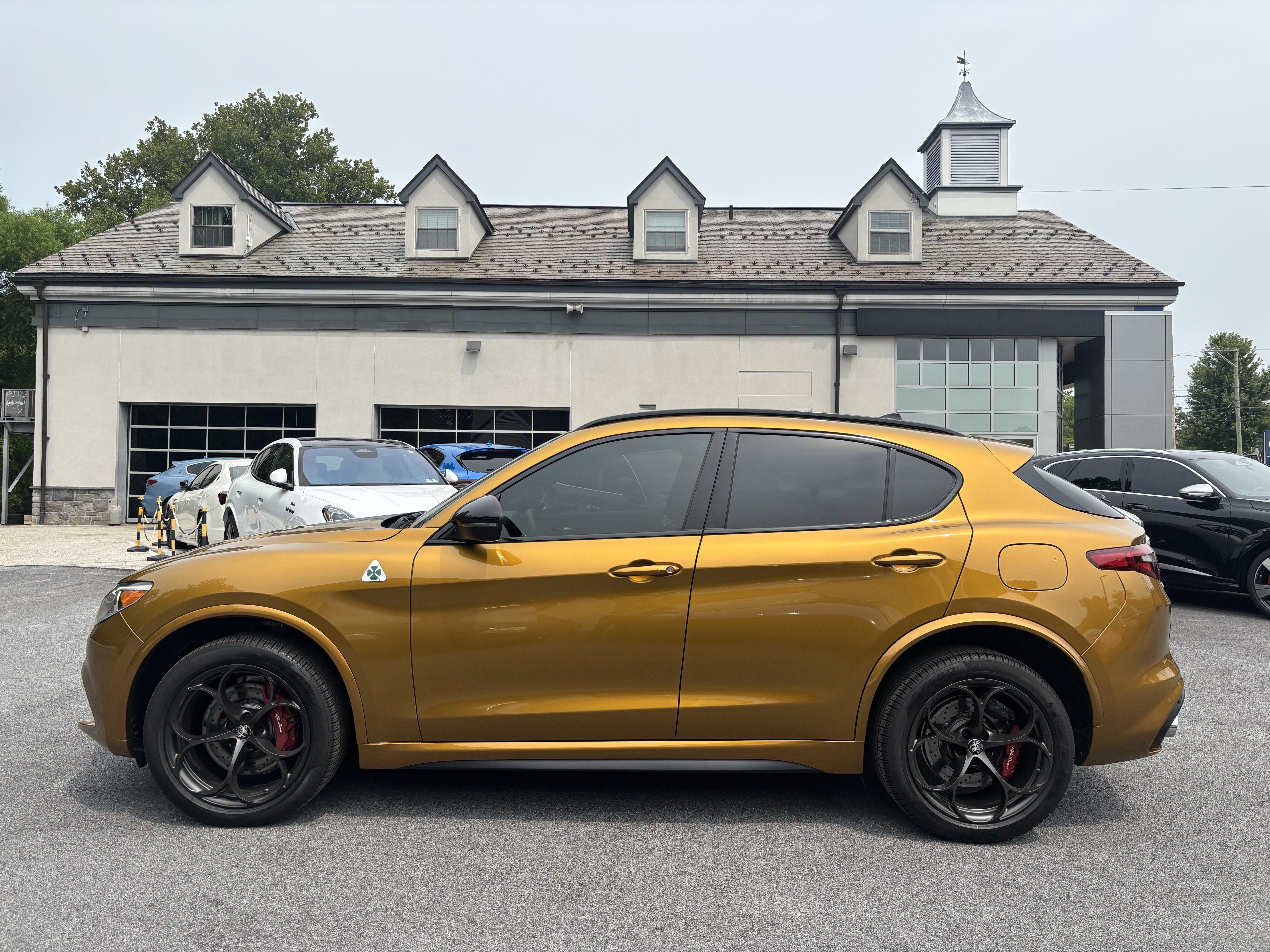 2022 Alfa Romeo Stelvio Quadrifoglio