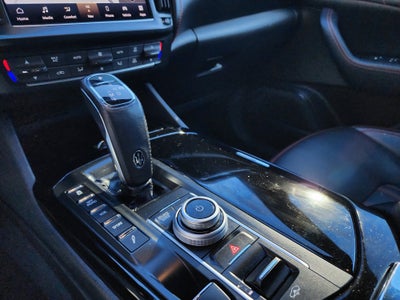 2021 Maserati Levante Base