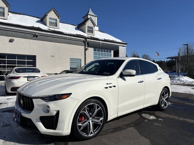 2022 Maserati Levante Modena