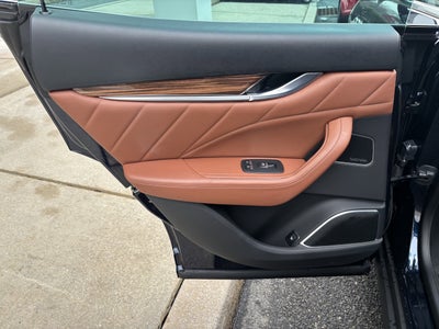 2022 Maserati Levante Modena