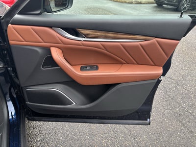 2022 Maserati Levante Modena