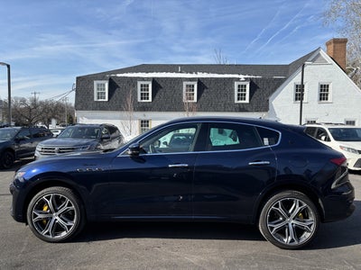 2022 Maserati Levante Modena