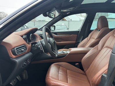 2022 Maserati Levante Modena