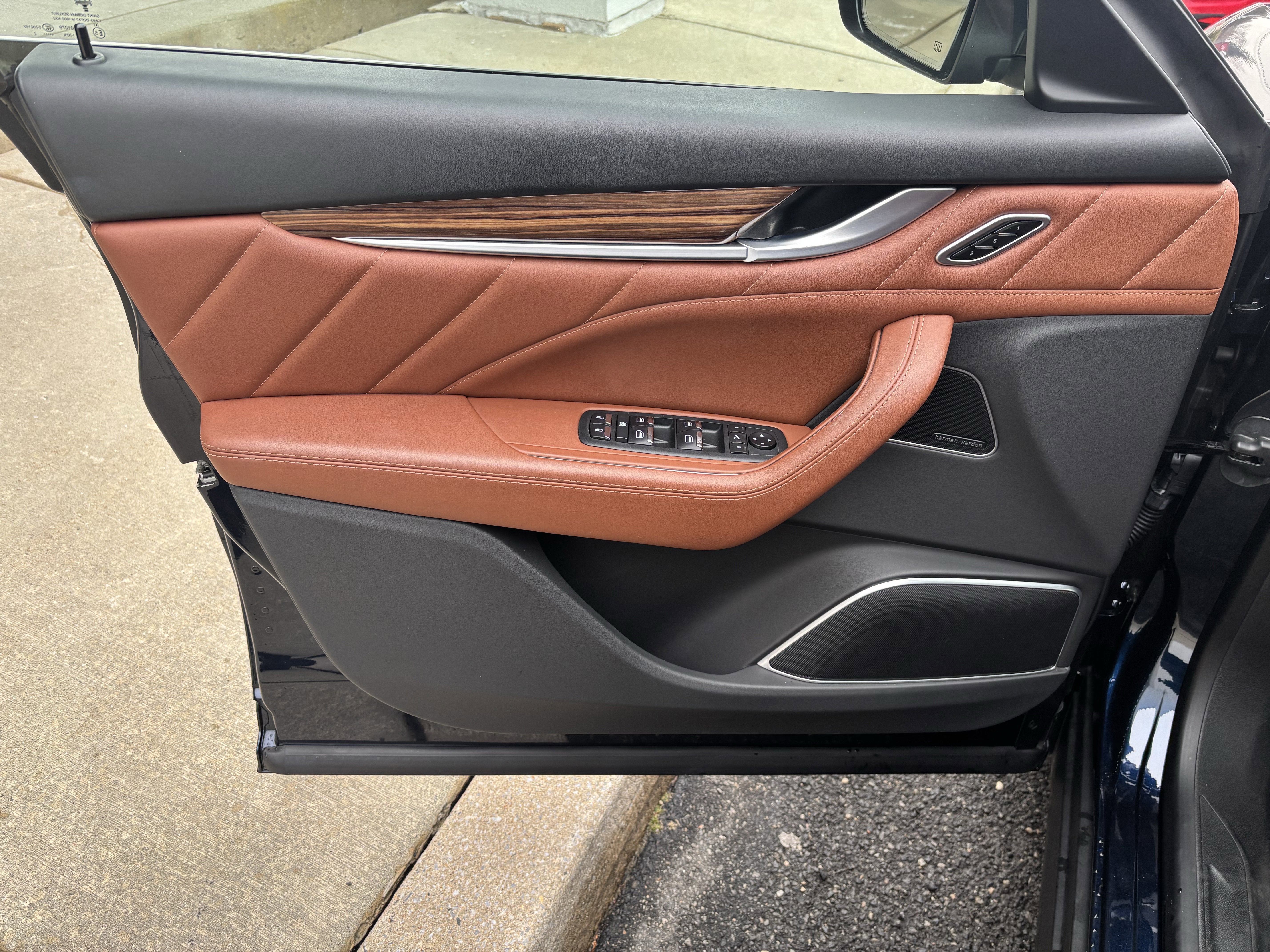 2022 Maserati Levante Modena