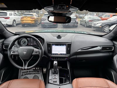 2022 Maserati Levante Modena