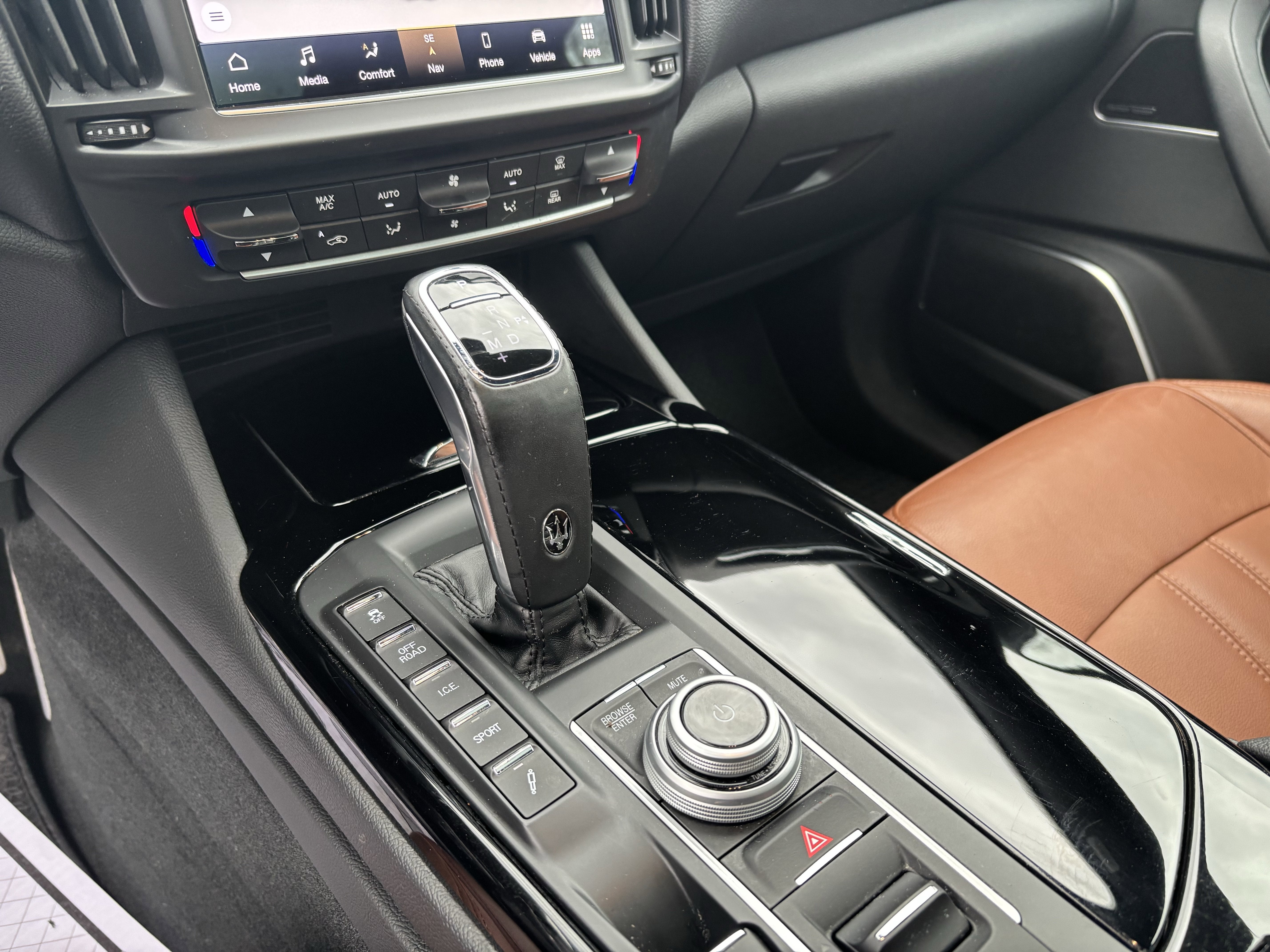 2022 Maserati Levante Modena