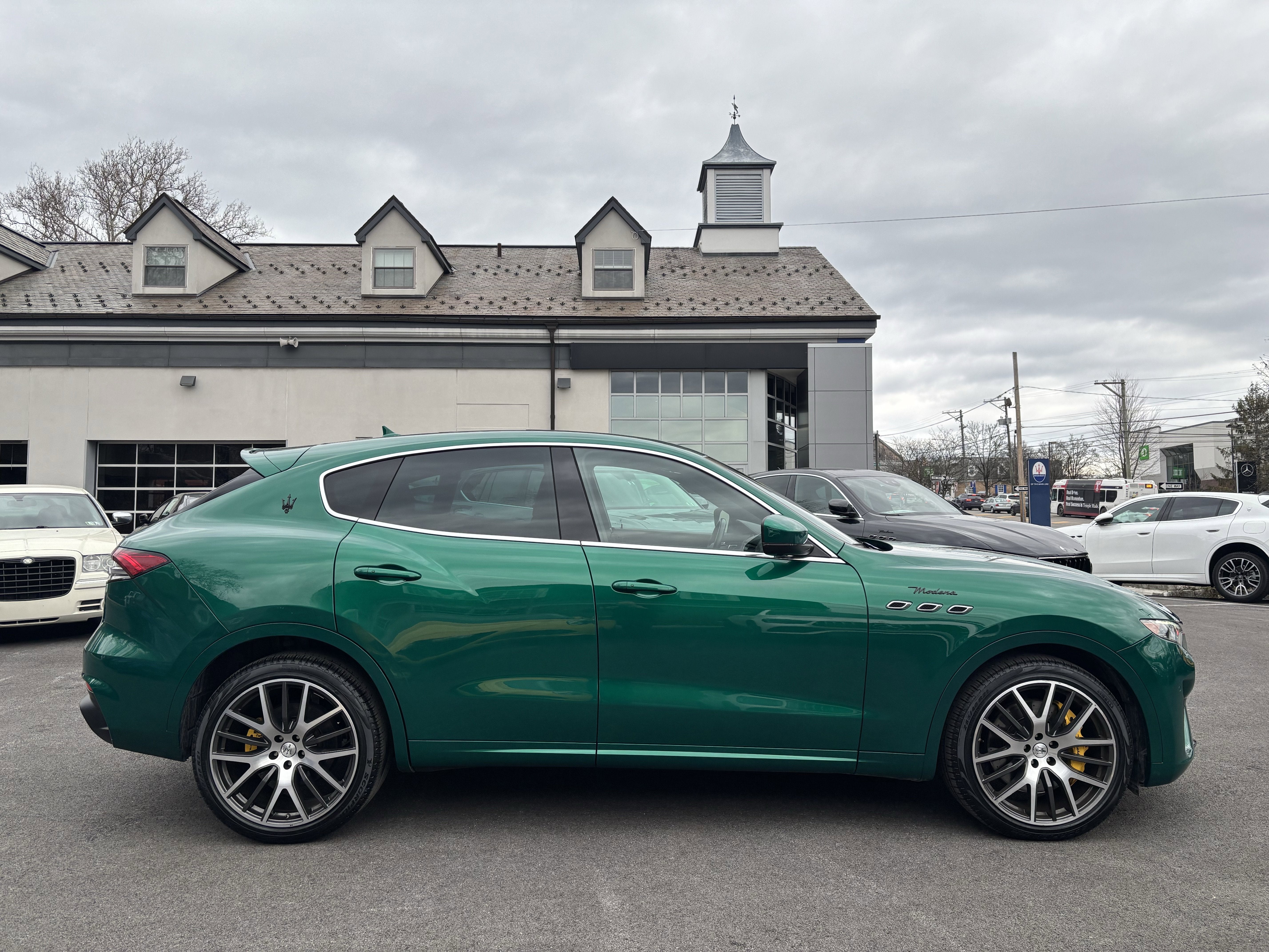 2022 Maserati Levante Modena