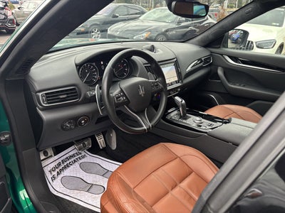2022 Maserati Levante Modena