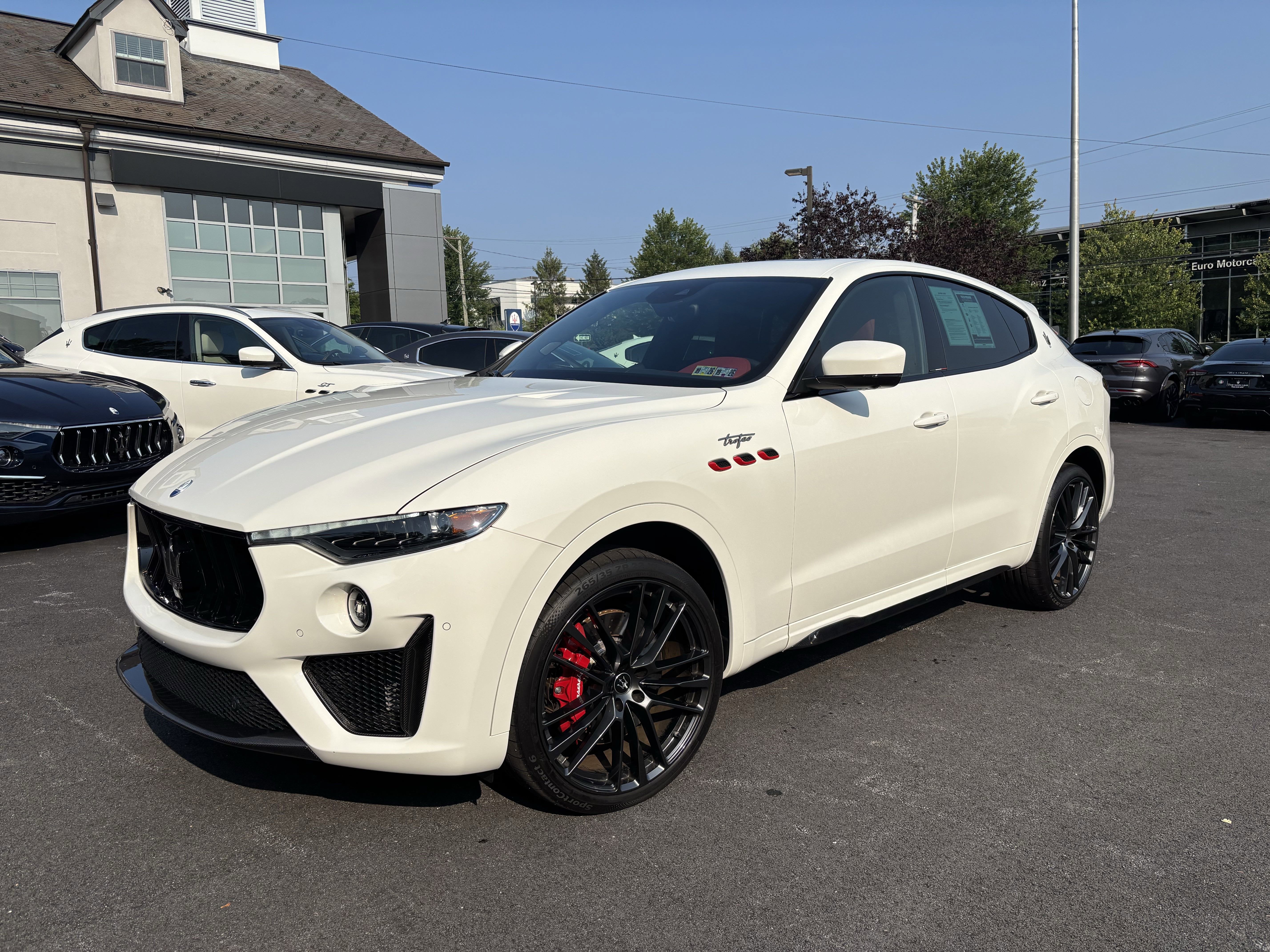 2023 Maserati Levante Trofeo