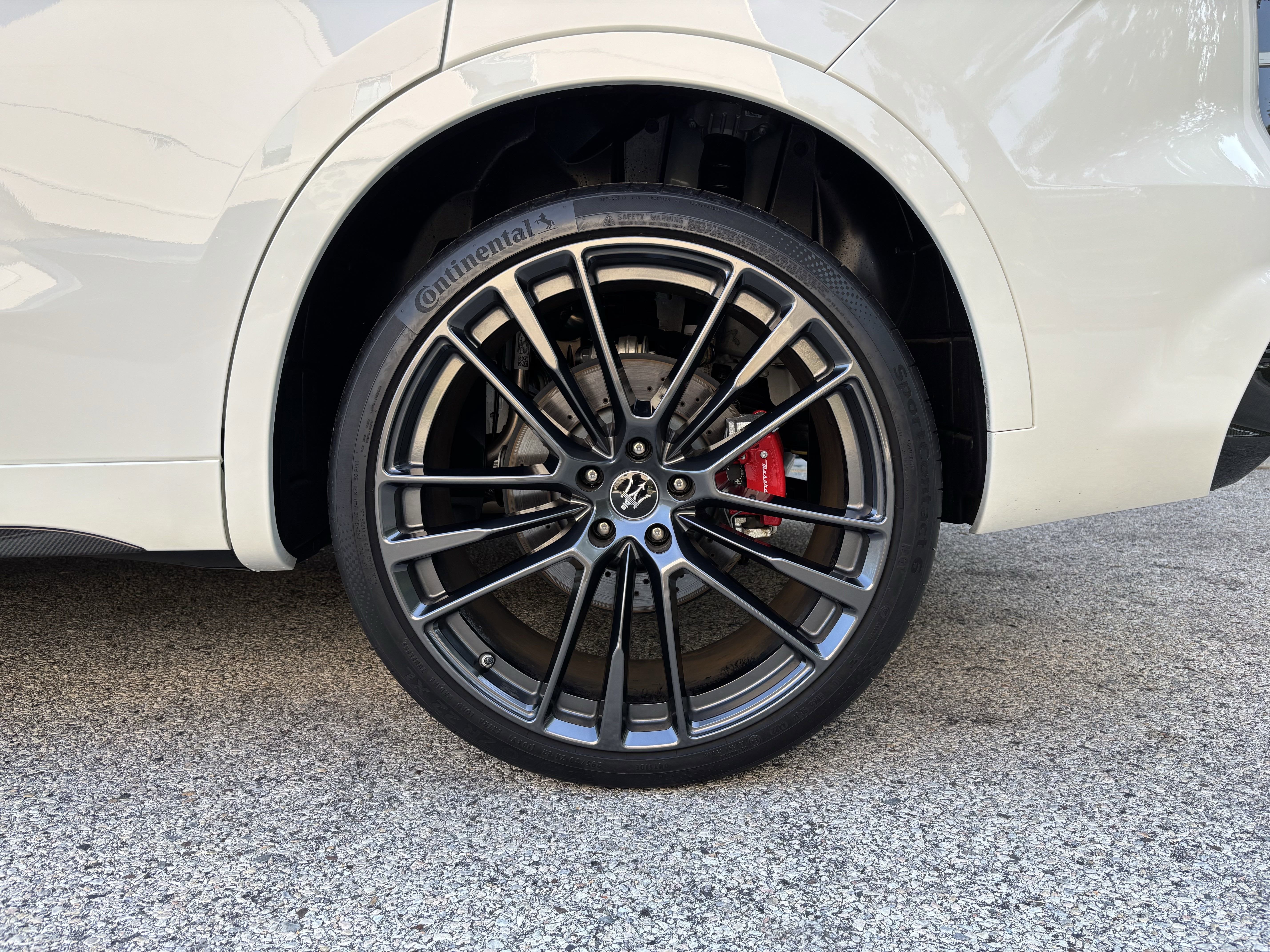 2023 Maserati Levante Trofeo